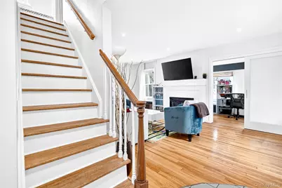 7 Winthrop Lane, Scarsdale, NY 10583 - Photo 8