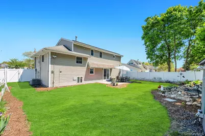 33 Wiltshire Drive, Commack, NY 11725 - Photo 20