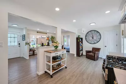 33 Wiltshire Drive, Commack, NY 11725 - Photo 4