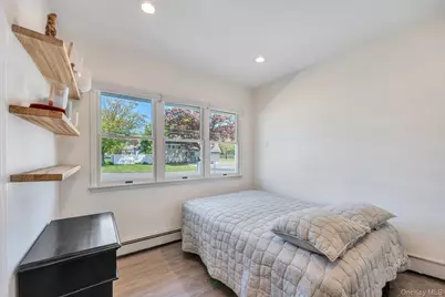33 Wiltshire Drive, Commack, NY 11725 - Photo 14