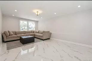 19 6th St, New Hyde Park, NY 11040 - Photo 20