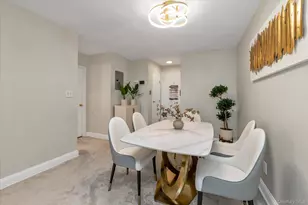 530 Dubois Ave, Valley Stream, NY 11581 - Photo 6