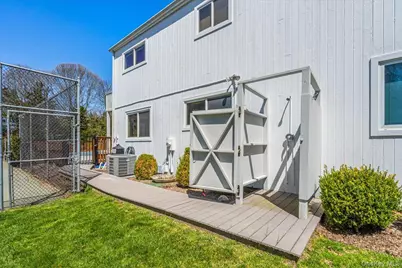 [Address not provided], Westhampton, NY 11977 - Photo 32
