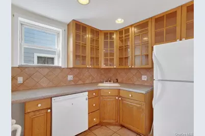 2894 Wellman Avenue, Bronx, NY 10461 - Photo 14