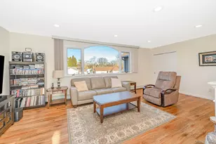 15 Chadwick Rd, Syosset, NY 11791 - Photo 6