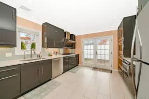 15 Chadwick Rd, Syosset, NY 11791 - Photo 22