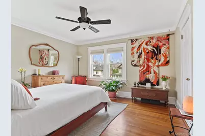 36 Howard Avenue, White Plains, NY 10606 - Photo 16