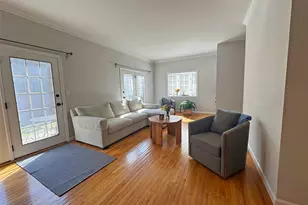 28 Home Pl, Greenwich, CT 06830 - Photo 4