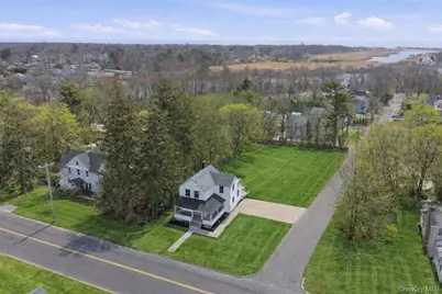 80 Swezey Street, Patchogue, NY 11772 - Photo 30