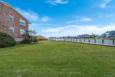118 Fairharbor Drive #118, Patchogue, NY 11772 - Photo 20