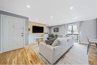 118 Fairharbor Drive #118, Patchogue, NY 11772 - Photo 2