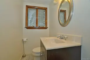 327 Town Line Rd, East Northport, NY 11731 - Photo 16