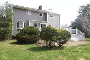 327 Town Line Rd, East Northport, NY 11731 - Photo 38