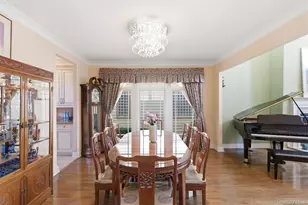 50 Holiday Pond Rd, Jericho, NY 11753 - Photo 8