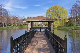 50 Holiday Pond Rd, Jericho, NY 11753 - Photo 44