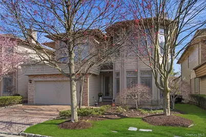 50 Holiday Pond Road, Jericho, NY 11753 - Photo 2