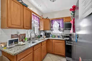 29 Columbia Ave, Middletown, NY 10940 - Photo 8