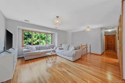103 Stephen Road, Bayport, NY 11705 - Photo 4