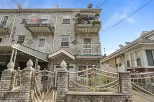 127-06 97th Ave, Richmond Hill, NY 11419 - Photo 2