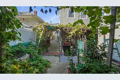 12706 97th Avenue, Richmond Hill, NY 11419 - Photo 6