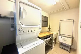 21-23 Amory Ct, Ridgewood, NY 11385 - Photo 16