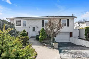 124 Stella Ct, Lynbrook, NY 11563 - Photo 20