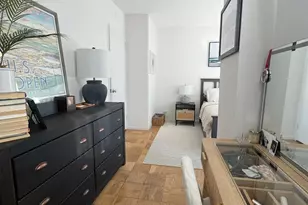 225 E 57th St, New York, NY 10022 - Photo 12