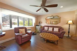 3918 Berger Ave, Bethpage, NY 11714 - Photo 4