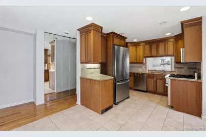 20617 Lori Drive #1166, Bayside, NY 11360 - Photo 6