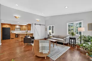 9 Sloehidden Rd, Briarcliff Manor, NY 10510 - Photo 16