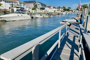 35 Florence Ave, Massapequa, NY 11758 - Photo 4