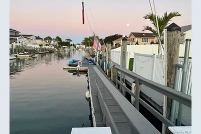 35 Florence Avenue, Massapequa, NY 11758 - Photo 18