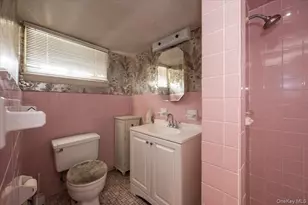 717 Calhoun Ave, Bronx, NY 10465 - Photo 14