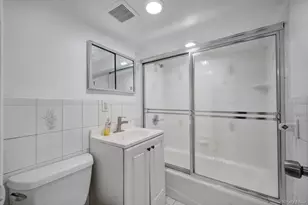 77 Spencer St, Farmingdale, NY 11735 - Photo 16