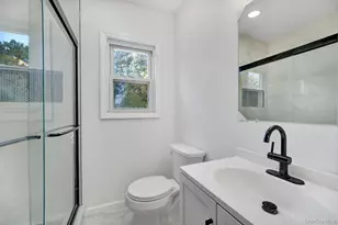 77 Spencer St, Farmingdale, NY 11735 - Photo 8