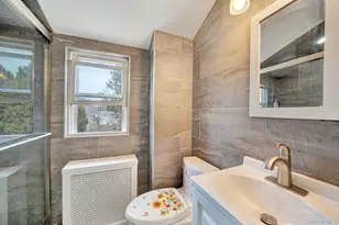 77 Spencer St, Farmingdale, NY 11735 - Photo 12