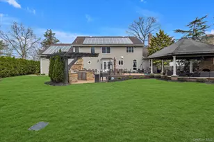 36 Fox Ln, Dix Hills, NY 11746 - Photo 44