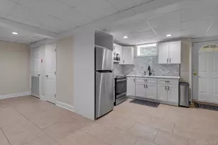 36 Fox Ln, Dix Hills, NY 11746 - Photo 34