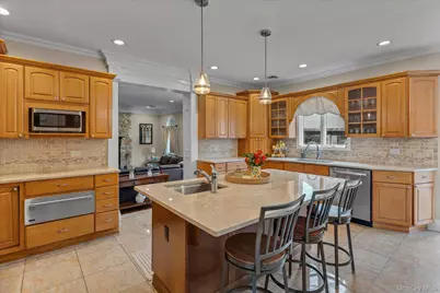 36 Fox Lane, Dix Hills, NY 11746 - Photo 12