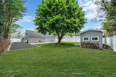 157 Serpentine Lane, Islandia, NY 11749 - Photo 38