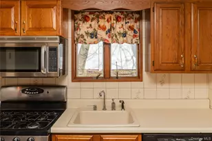 200 Husted Ave, Peekskill, NY 10566 - Photo 26