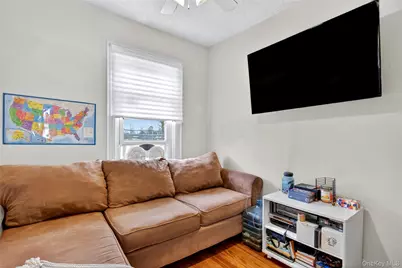 587 Dubois Avenue, Valley Stream, NY 11581 - Photo 14