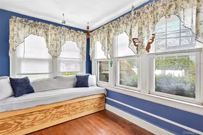 587 Dubois Avenue, Valley Stream, NY 11581 - Photo 10