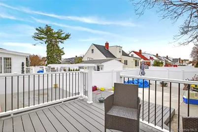 587 Dubois Avenue, Valley Stream, NY 11581 - Photo 16