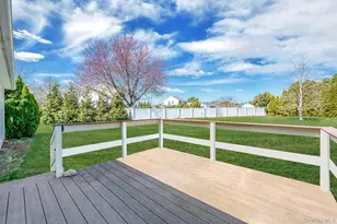 84 Crystal Dr, Aquebogue, NY 11931 - Photo 10