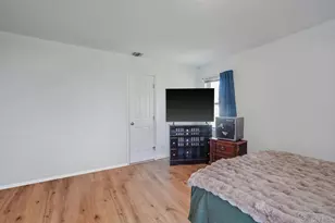 84 Crystal Dr, Aquebogue, NY 11931 - Photo 22