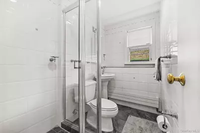 150 Rosedale Avenue, White Plains, NY 10605 - Photo 30