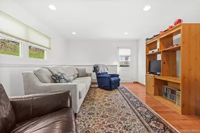 150 Rosedale Avenue, White Plains, NY 10605 - Photo 26