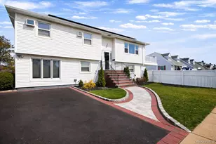 1827 Gerald Ave, East Meadow, NY 11554 - Photo 24