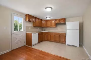 1827 Gerald Ave, East Meadow, NY 11554 - Photo 18